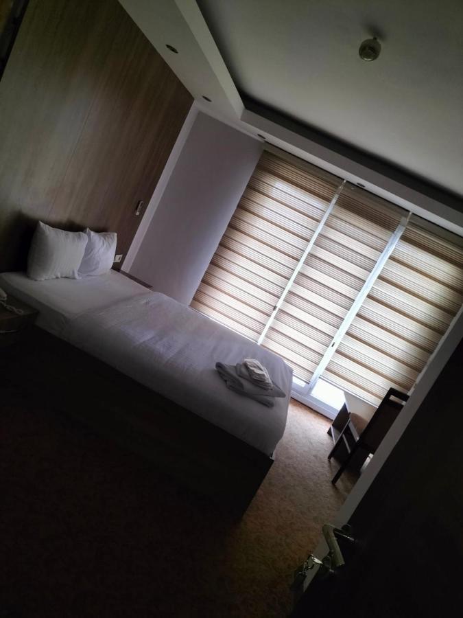 Ny World Hotel Istanbul Exterior foto
