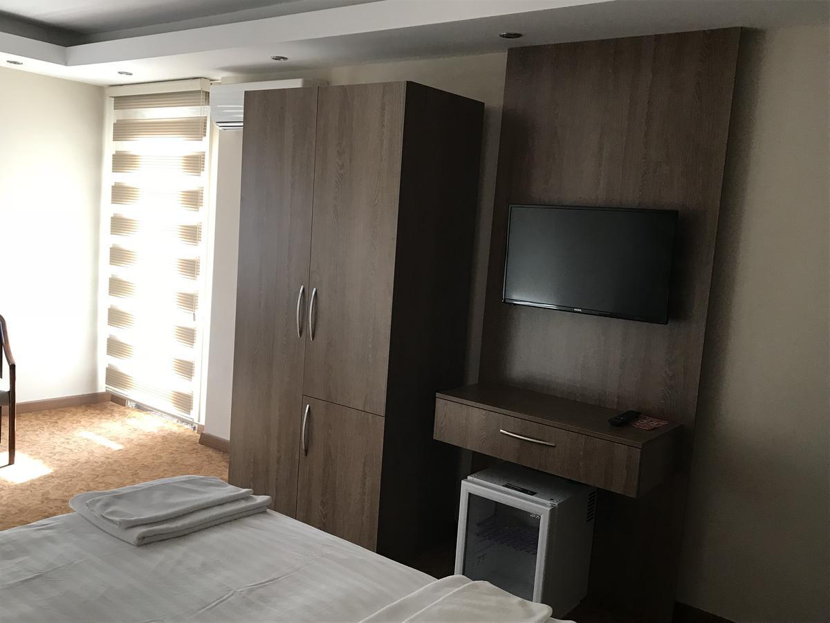 Ny World Hotel Istanbul Exterior foto